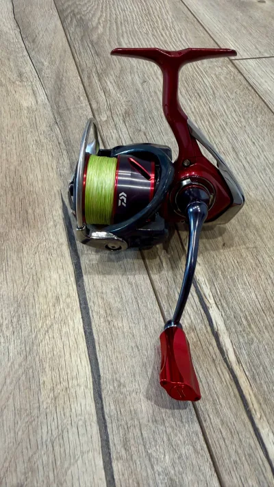 Котушка Daiwa Fuego 23 LT2500