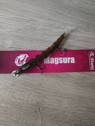Воблер Usami Magsura 92F