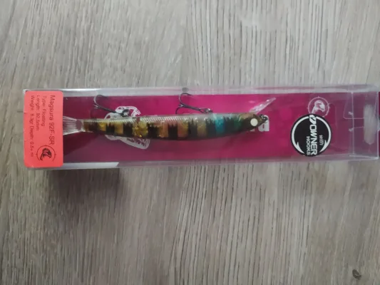 Воблер Usami Magsura 92F