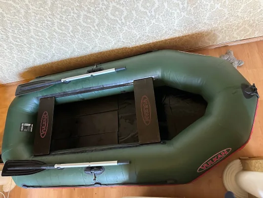 Човен Vulkan V-280 2.8м