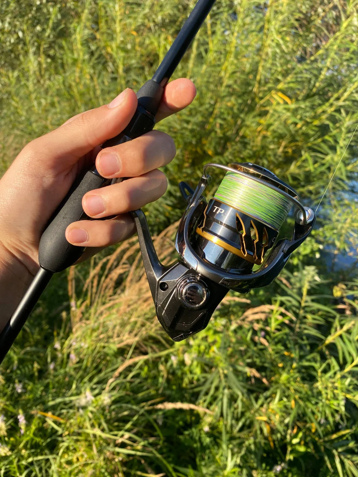 Котушка Shimano 20 Twin Power C3000