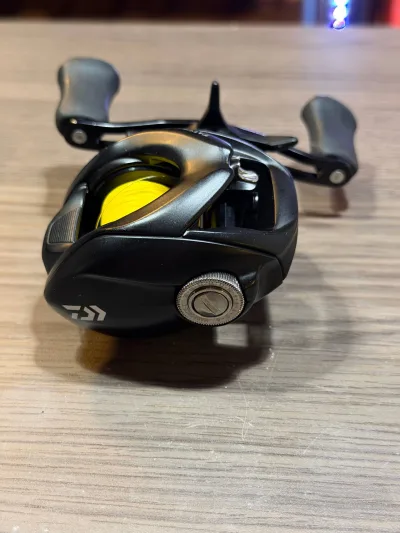 Мультиплікаторна котушка Daiwa 24 Tatula 100 XHL (з тюнінгом та шнуром Duel 100м, б/в)