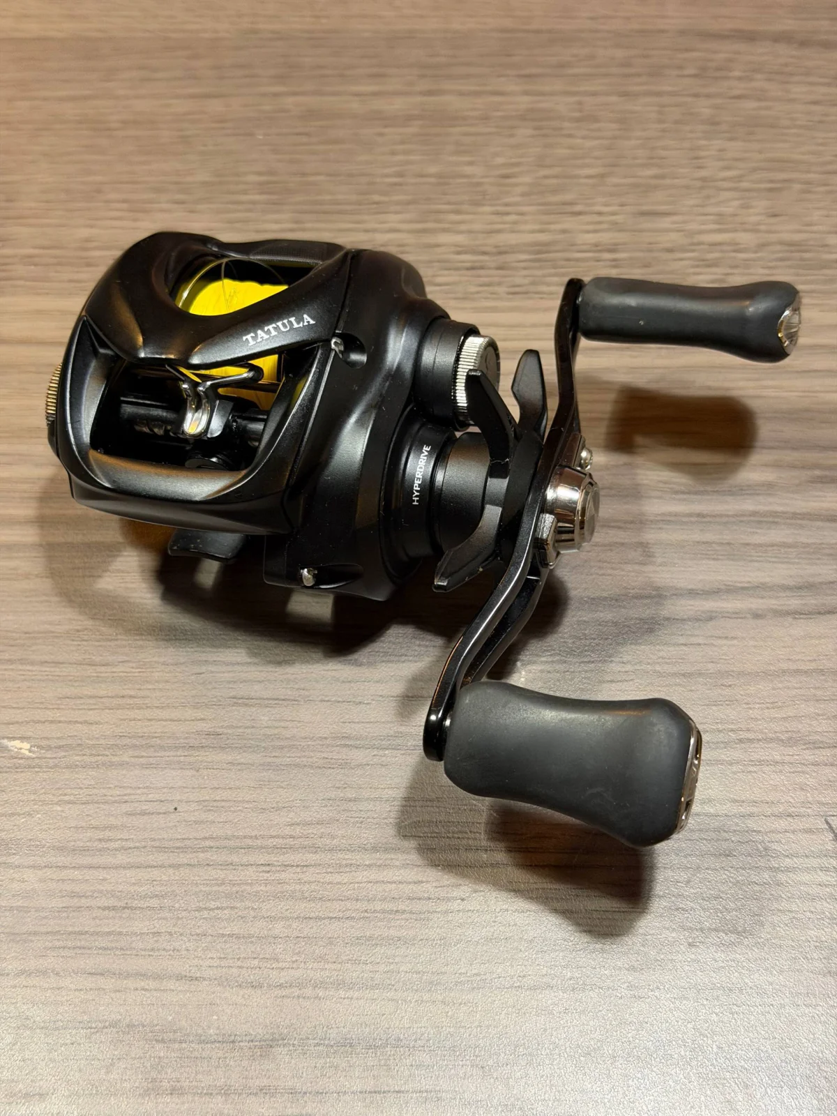 Мультиплікаторна котушка Daiwa 24 Tatula 100 XHL (з тюнінгом та шнуром Duel 100м, б/в)