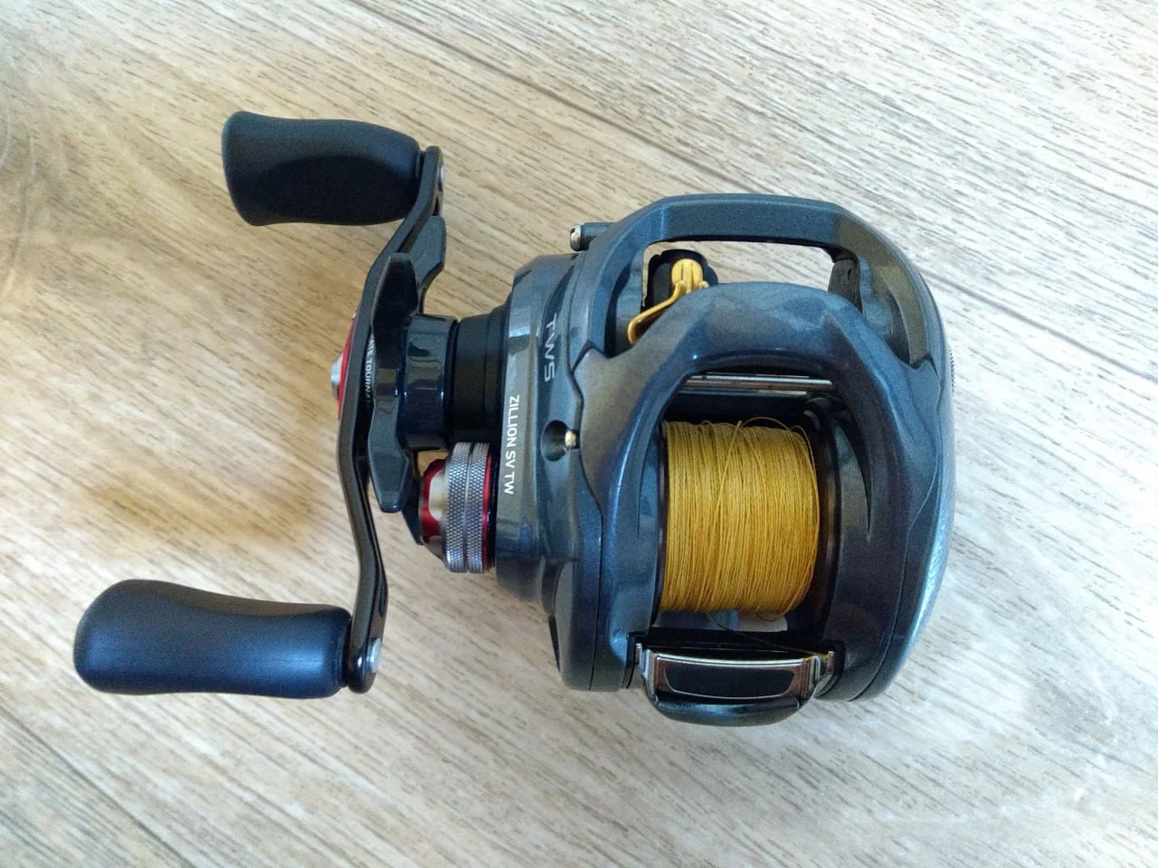 Мультиплікаторна котушка Daiwa Zillion TW 1016SV-SHL (зі шнуром Favorite Smart #0.2 PE 75м, б/в)
