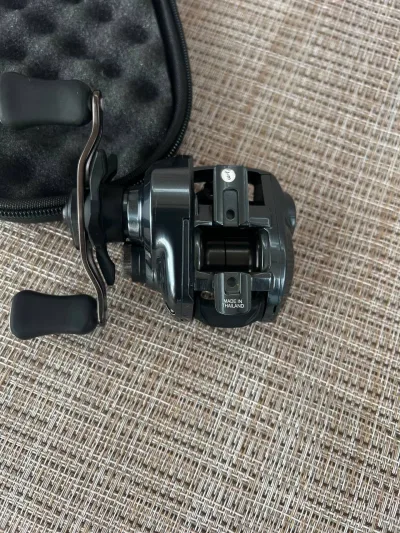 Котушка мультиплікаторна Daiwa 25 Tatula SV TW 100XH (під праву руку)