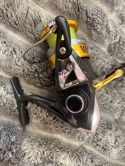 Котушка Shimano Sahara C3000 FI