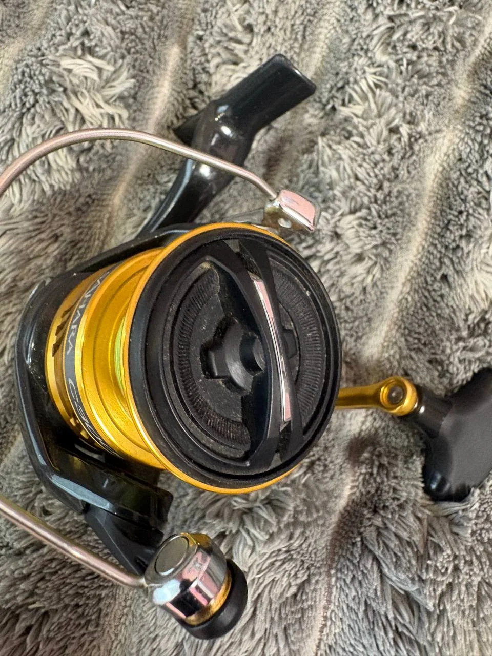 Котушка Shimano Sahara C3000 FI
