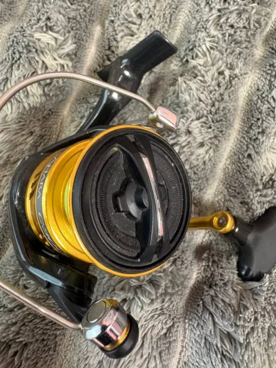 Котушка Shimano Sahara C3000 FI