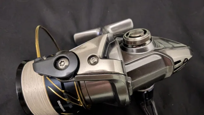 Котушка Shimano Vanquish 1000PGS