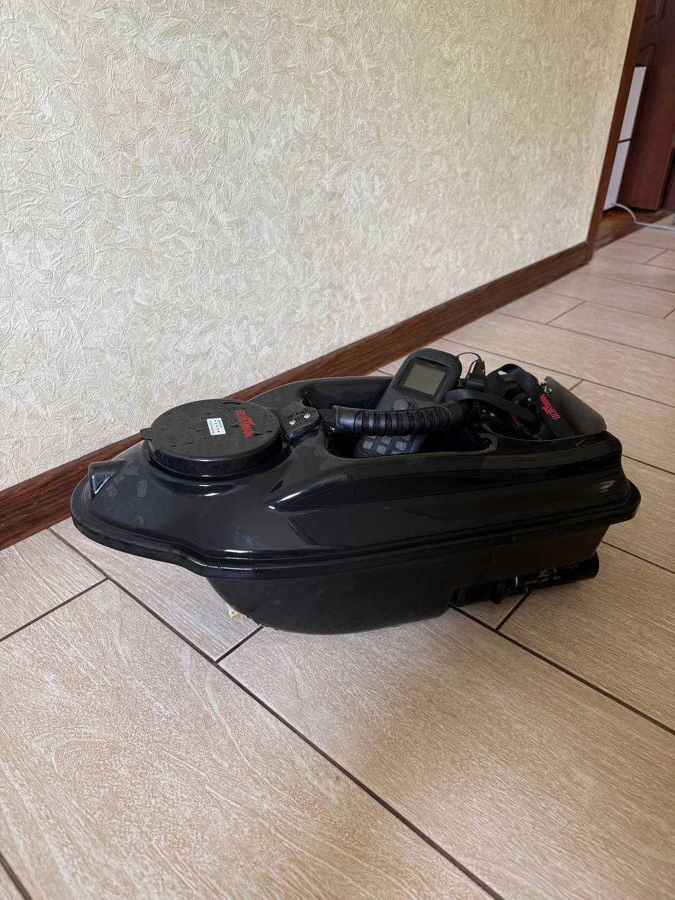 Кораблик Boatman Actor 10A GPS з ехолотом Lucky