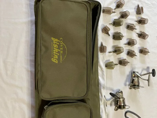 Фідерний комплект: фідерні вудилища Daiwa Feeder HF-2 3.90м (2 шт.), котушки Ryobi Excia 3000 та 4000, стійки, годівниці, чохол